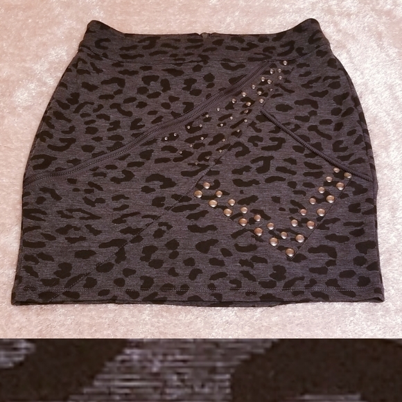 Kardashian Kollection Dresses & Skirts - Kardashian Kollection Cheetah Print Mini Skirt